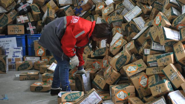 年快递包装废物总量超1000万吨 污染控制新规再度征求意见