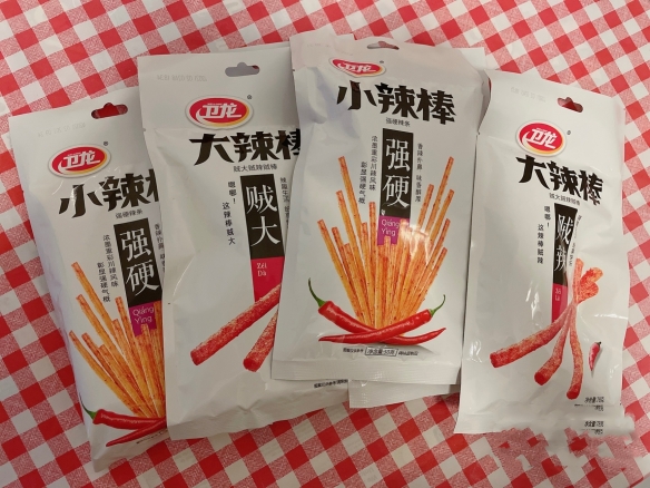辣条包装打“擦边球”？营销不该“剑走偏锋”