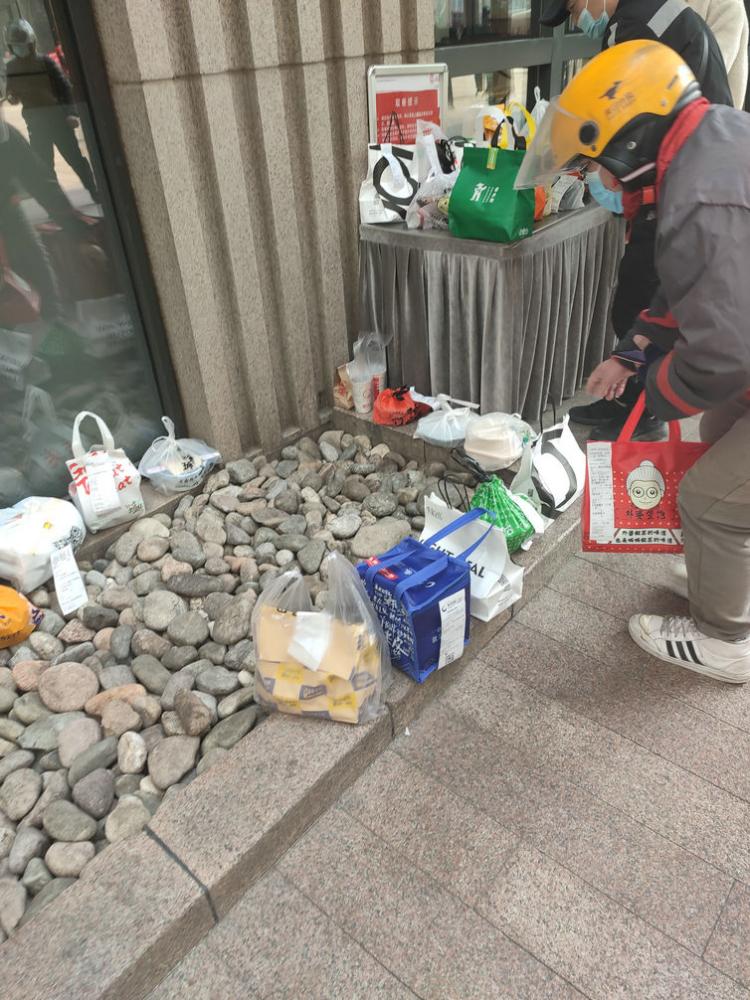 怕外卖包装被随便打开？“食安封签”贴起来